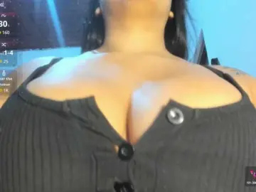 Marianadeepthoat  live sex cam