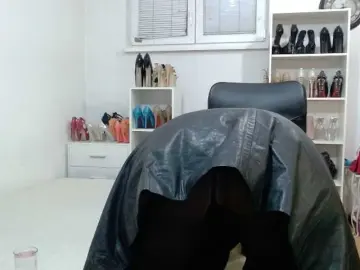 MisstressSabi  live sex cam