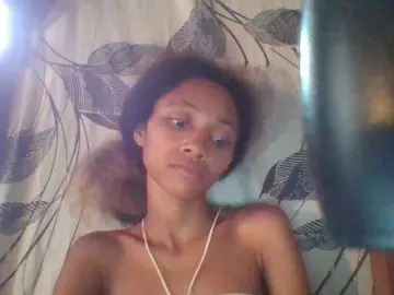 Monicaxa  live sex cam