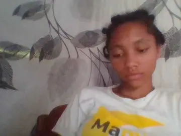 Monicaxa  live sex cam