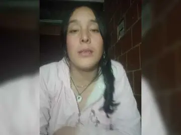 Alaiabella  live sex cam