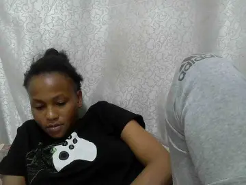 Caroldoly  live sex cam