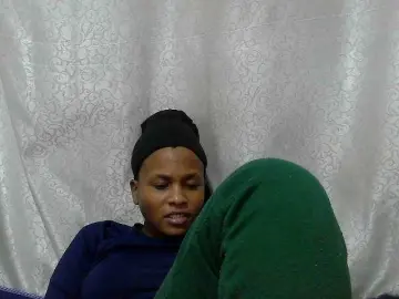 Caroldoly  live sex cam