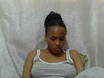 Caroldoly  live sex cam