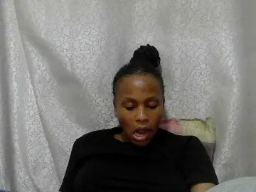 Caroldoly  live sex cam