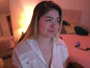 LauBee  live sex cam