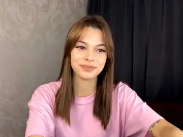 MaeNolder  live sex cam