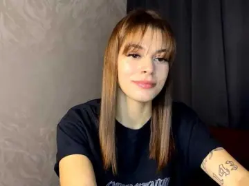 MaeNolder  live sex cam