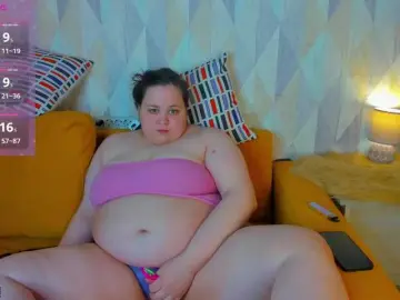 Moonlit-Adelee  live sex cam