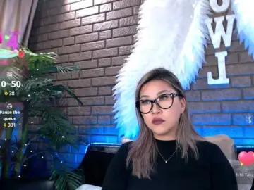 Nickyowl  live sex cam