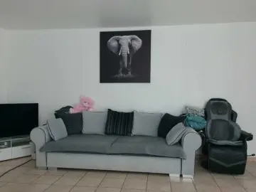 Lelena13  live sex cam