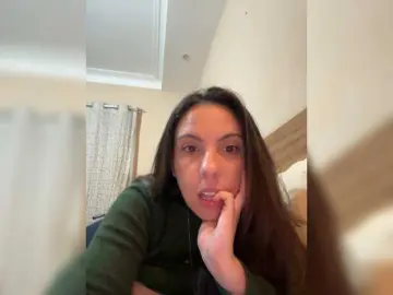 SecretBru  live sex cam