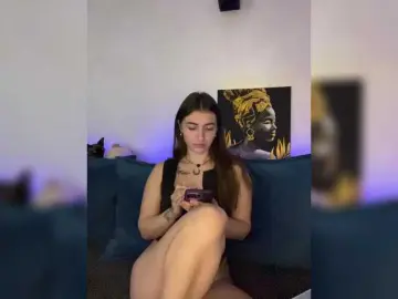 WILDGIRL  live sex cam