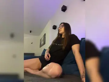 WILDGIRL  live sex cam