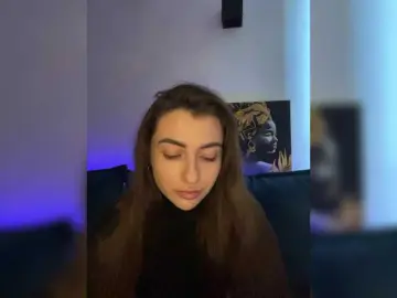 WILDGIRL  live sex cam