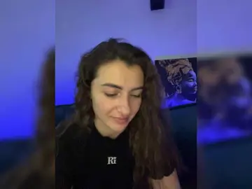 WILDGIRL  live sex cam