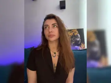 WILDGIRL  live sex cam