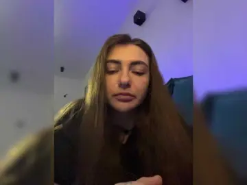 WILDGIRL  live sex cam