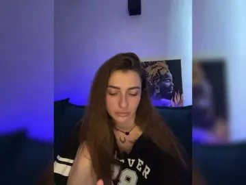 WILDGIRL  live sex cam