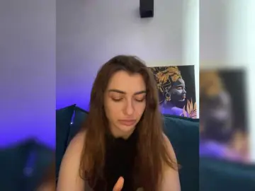 WILDGIRL  live sex cam