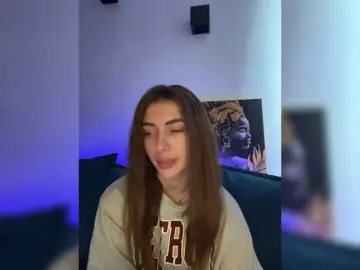 WILDGIRL  live sex cam