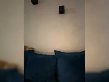 WILDGIRL  live sex cam