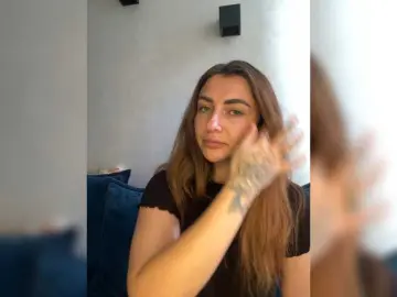 WILDGIRL  live sex cam