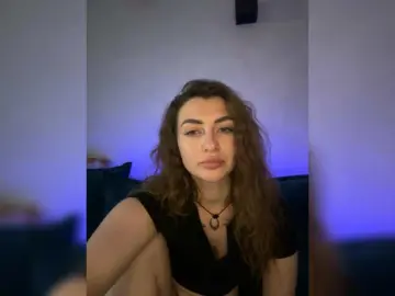 WILDGIRL  live sex cam