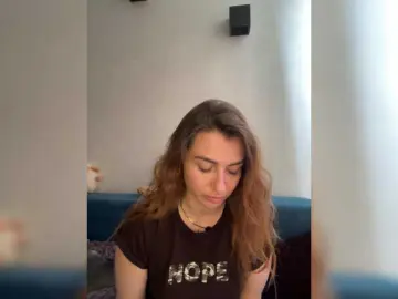 WILDGIRL  live sex cam