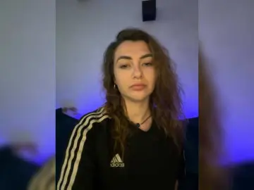 WILDGIRL  live sex cam
