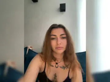 WILDGIRL  live sex cam