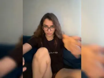 WILDGIRL  live sex cam