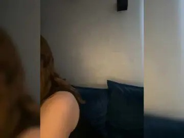 WILDGIRL  live sex cam