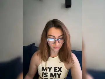 WILDGIRL  live sex cam