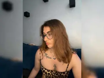 WILDGIRL  live sex cam