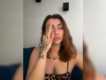 WILDGIRL  live sex cam