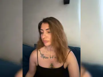 WILDGIRL  live sex cam