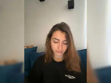 WILDGIRL  live sex cam