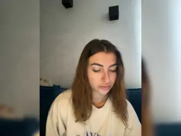 WILDGIRL  live sex cam