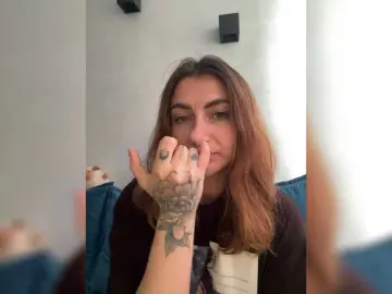 WILDGIRL  live sex cam