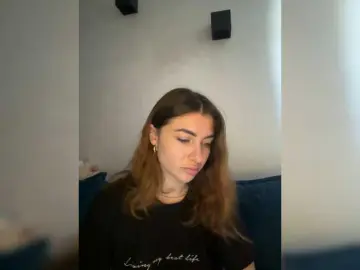 WILDGIRL  live sex cam