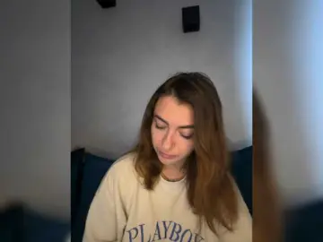 WILDGIRL  live sex cam