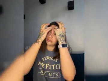 WILDGIRL  live sex cam