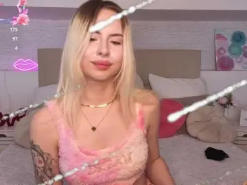Bella-crazyy  live sex cam