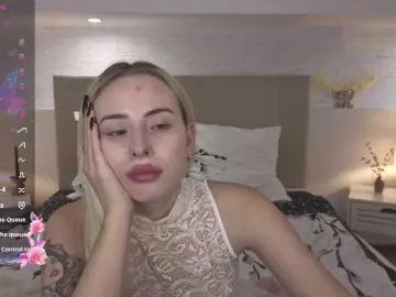 Bella-crazyy  live sex cam