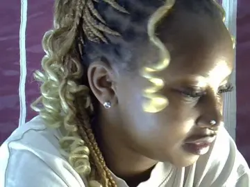 Cayvaal  live sex cam