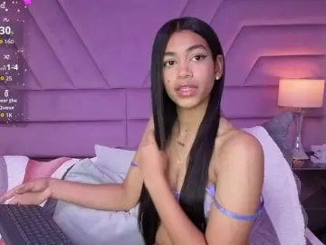 LunaRoussel  live sex cam