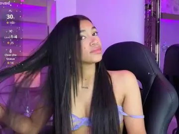 LunaRoussel  live sex cam