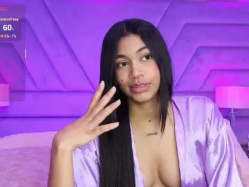 LunaRoussel  live sex cam