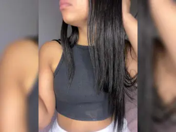 LunaRoussel  live sex cam